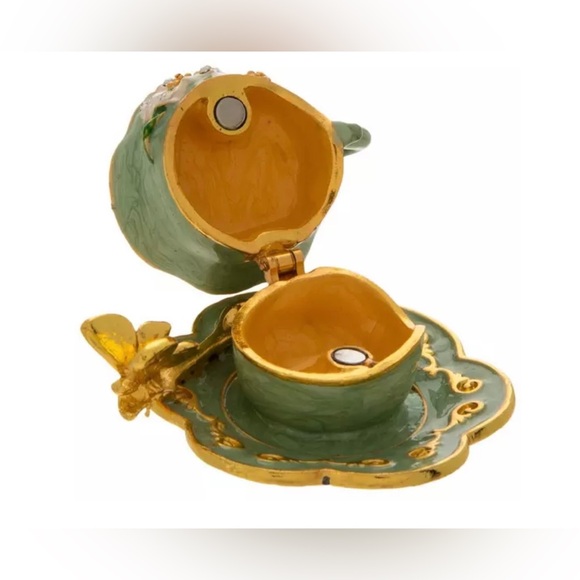 New Ornate Tea Cup Jewelry Box - Picture 6 of 8